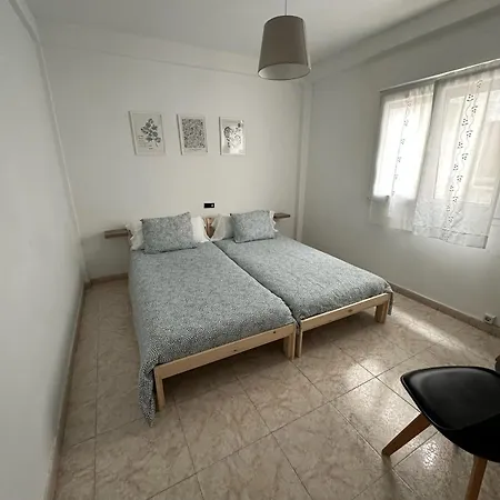 Apartamento Amplio Piso A 2 Min De La Playa Santa Marina