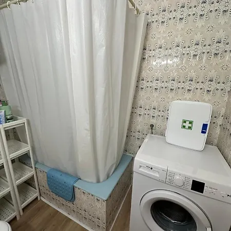 Apartamento Amplio Piso A 2 Min De La Playa Santa Marina *